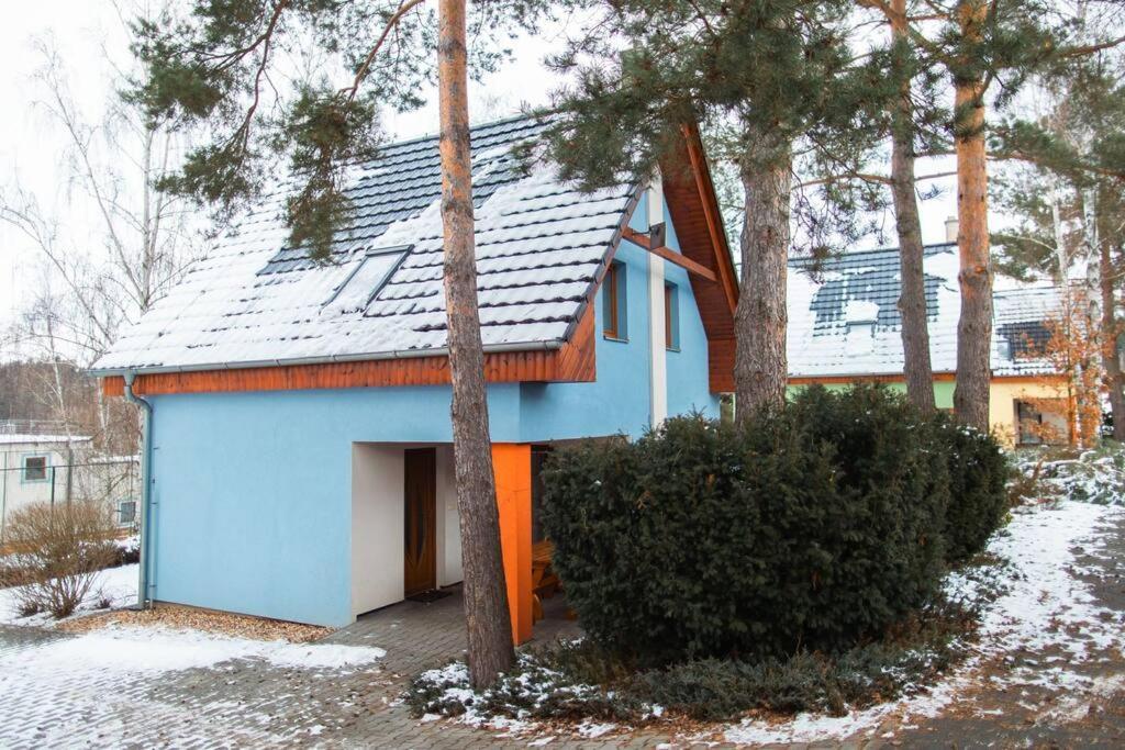 Chaty Kolodeje-Ubytovani U Reky V Soukromem Arealu-Blue Kolodeje nad Luznici Exterior foto